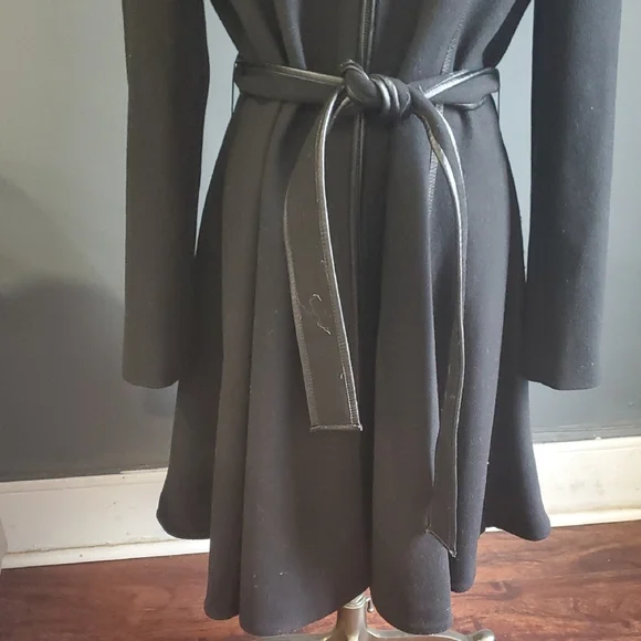 Dawn Levy NY Fergie  Black Fit & flare  Belted Wool  Coat  Sz L - Picture 4 of 17